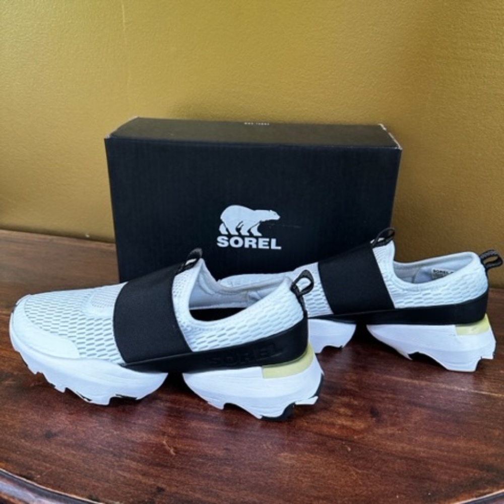 SOREL Kinetic Sneakers